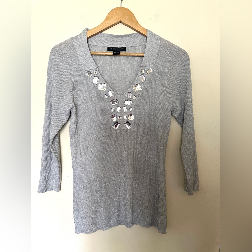 August Silk Metallic Gray Knit Top Women’s Sz Large Beaded V Neck 3/4 Sleeve